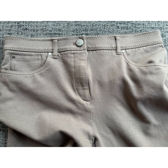 So Slimming By Chicos Womens Taupe Pants Size 1 Short Stretch Casual - Picture 3 of 8
